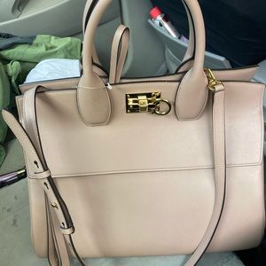 Never used, designer purse made in Italy.